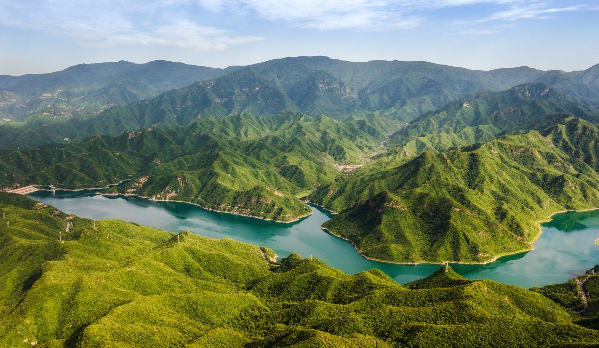 ��ɽ��ˮ����