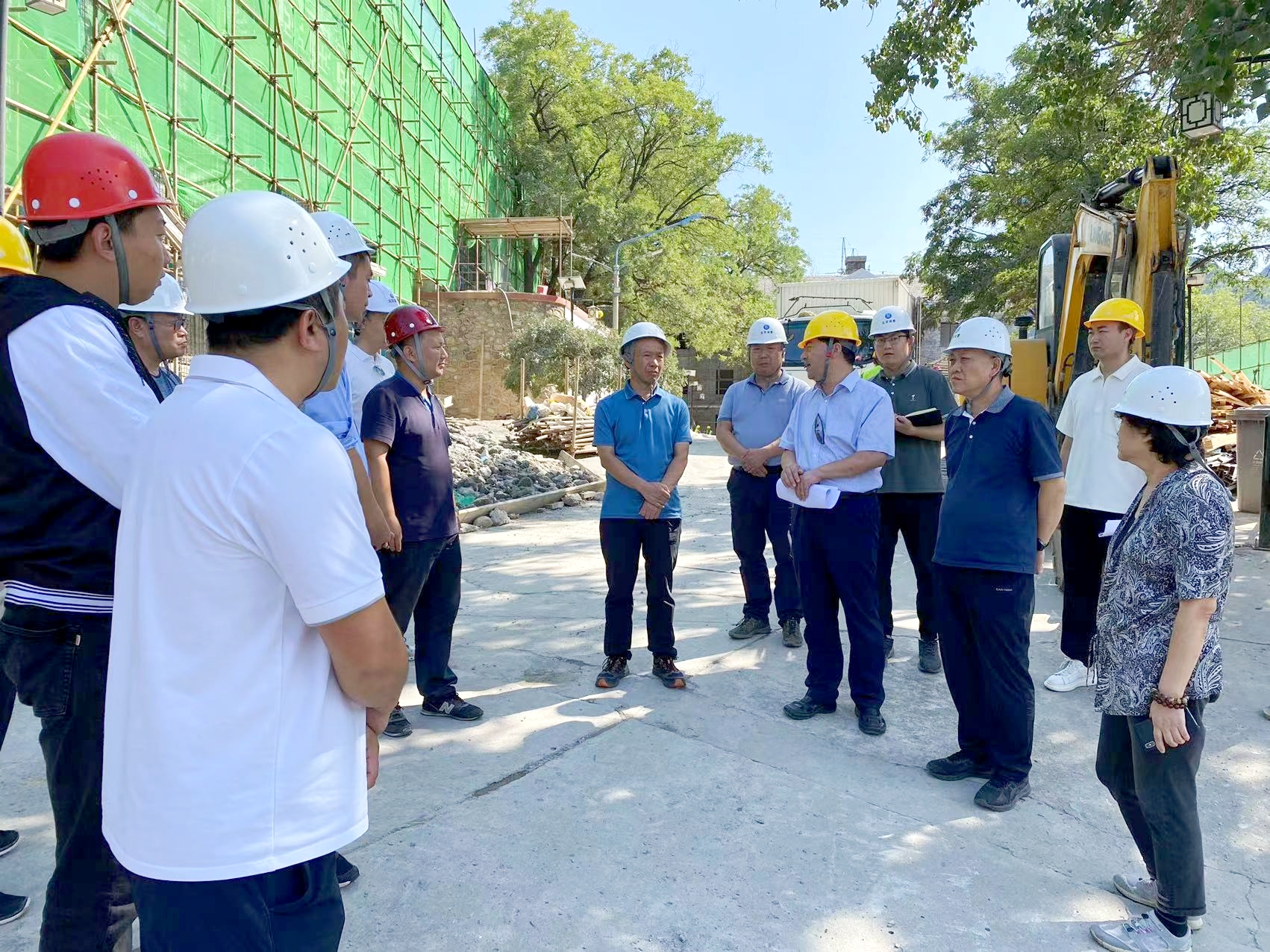 ��˾��Ҫ�򵼿�չ�ص���Ŀ�ֳ�����