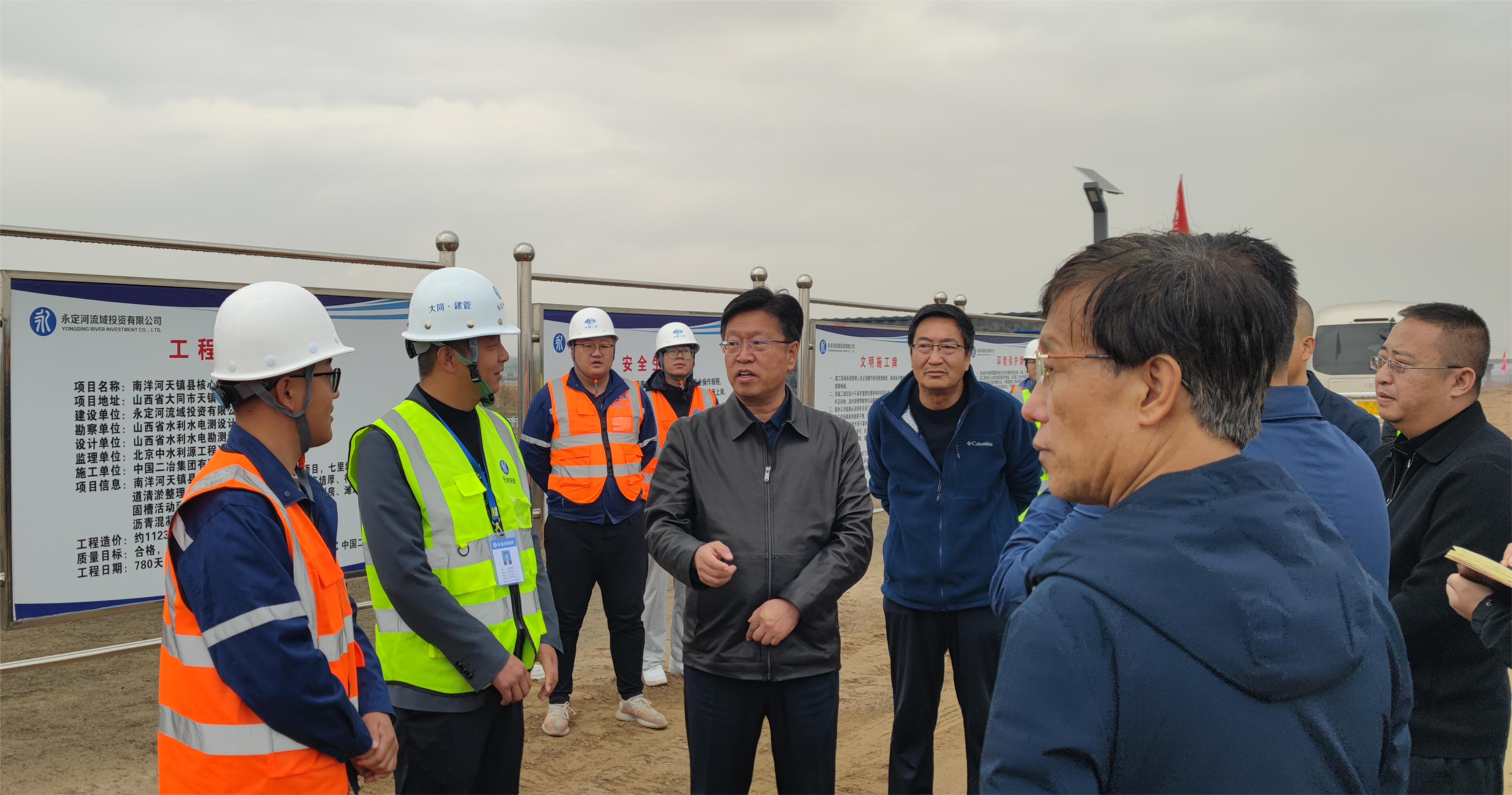 ��������ί�����������������������ؽ�������̬�޸�����