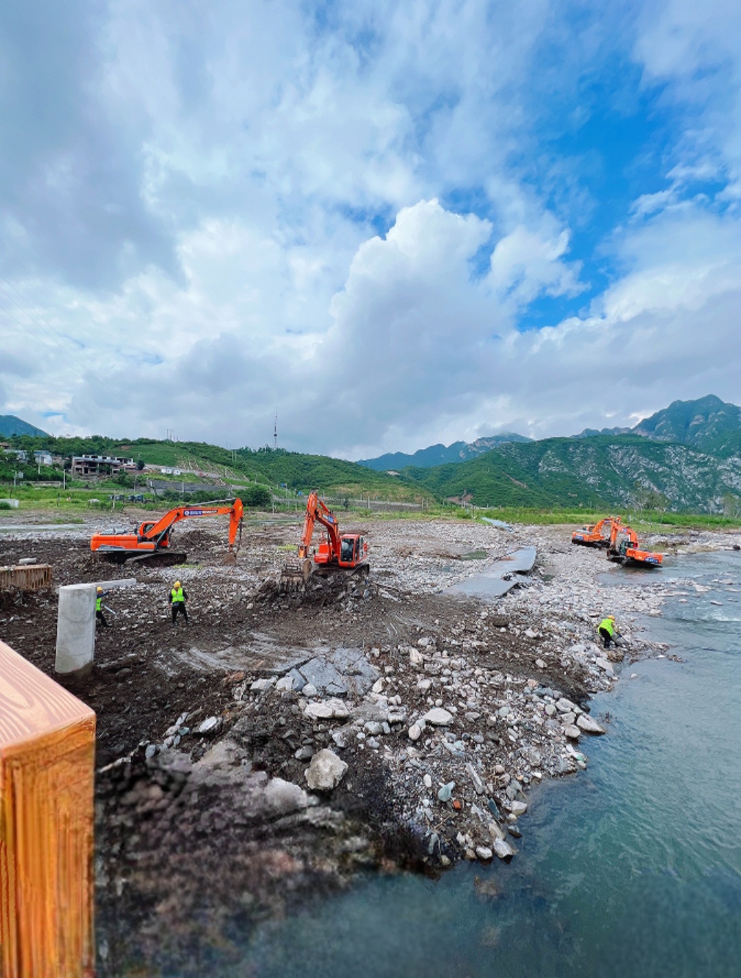 Õ½ºéͼ | ÈËÃñÖÁÉÏ¡¢ÉúÃüÖÁÉÏ¡¢Çå¾²ÖÁÉÏ ¼áÊØÊ×¶¼Ë®ºµÔÖÄÑ·ÀÓùµ×Ïß Õ½ºéͼ | ÈËÃñÖÁÉÏ¡¢ÉúÃüÖÁÉÏ¡¢Çå¾²ÖÁÉÏ ¼áÊØÊ×¶¼Ë®ºµÔÖÄÑ·ÀÓùµ×Ïß