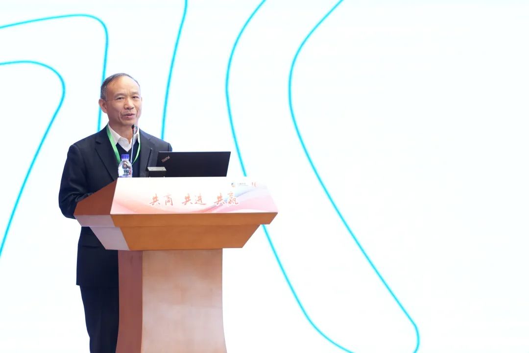 ¹«Ë¾Ö÷ÒªÏòµ¼Ó¦Ñû³öϯÖÐÁ¸ÉÌÒµ½¨ÉèÊ®ÖÜÄêÖ÷Ìâ×êÑлᲢ×÷Ñݽ² ¹«Ë¾Ö÷ÒªÏòµ¼Ó¦Ñû³öϯÖÐÁ¸ÉÌÒµ½¨ÉèÊ®ÖÜÄêÖ÷Ìâ×êÑлᲢ×÷Ñݽ²