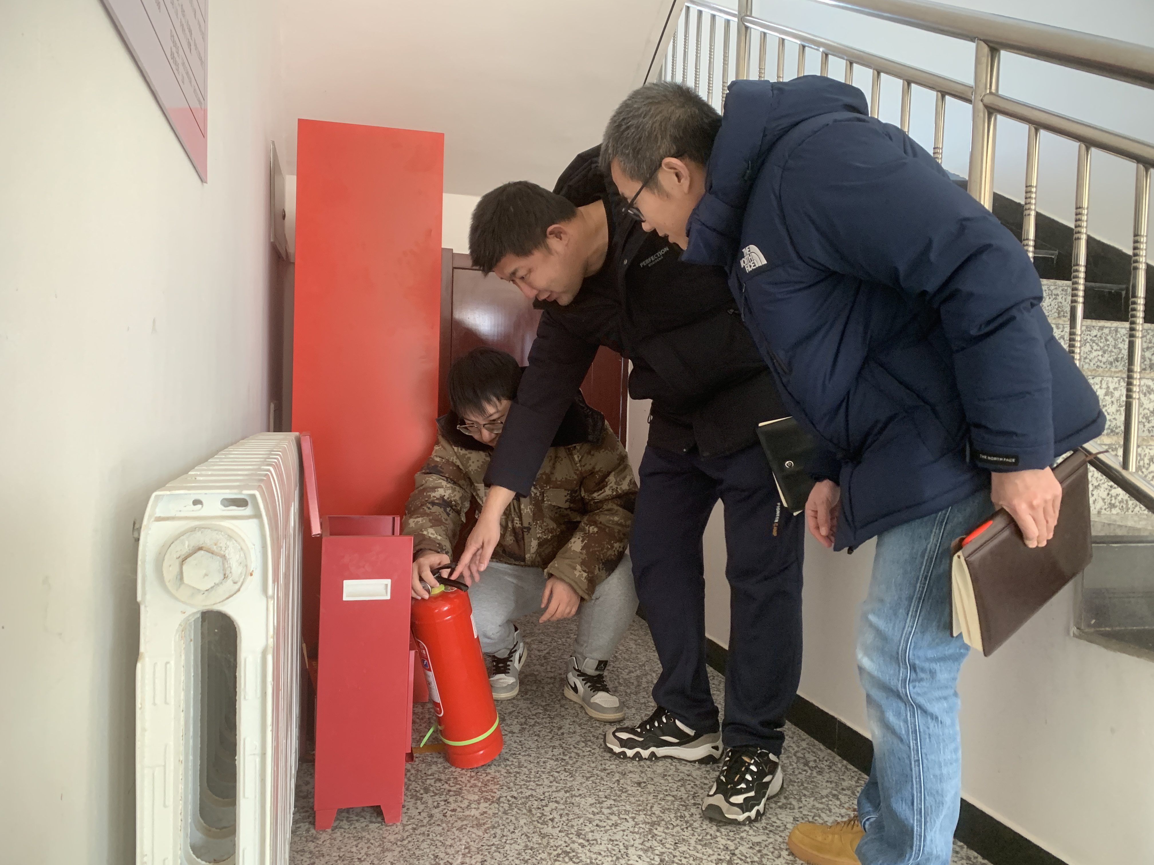 �żҿ�ũ����˾ | ��չ��ǰ�徲�����Ų�