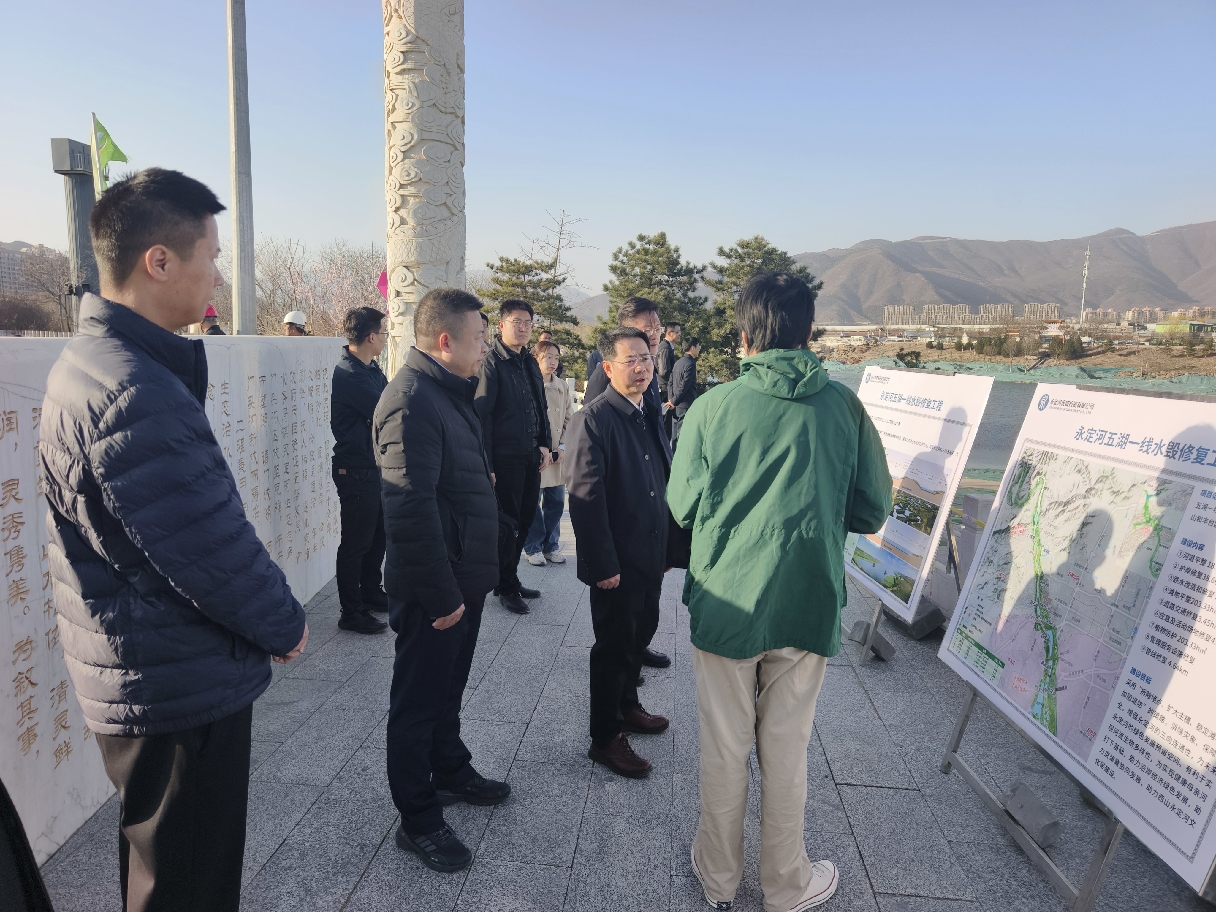 门头沟戋戋长吕晨飞一行调研门城湖灾后恢复重修事情 门头沟戋戋长吕晨飞一行调研门城湖灾后恢复重修事情