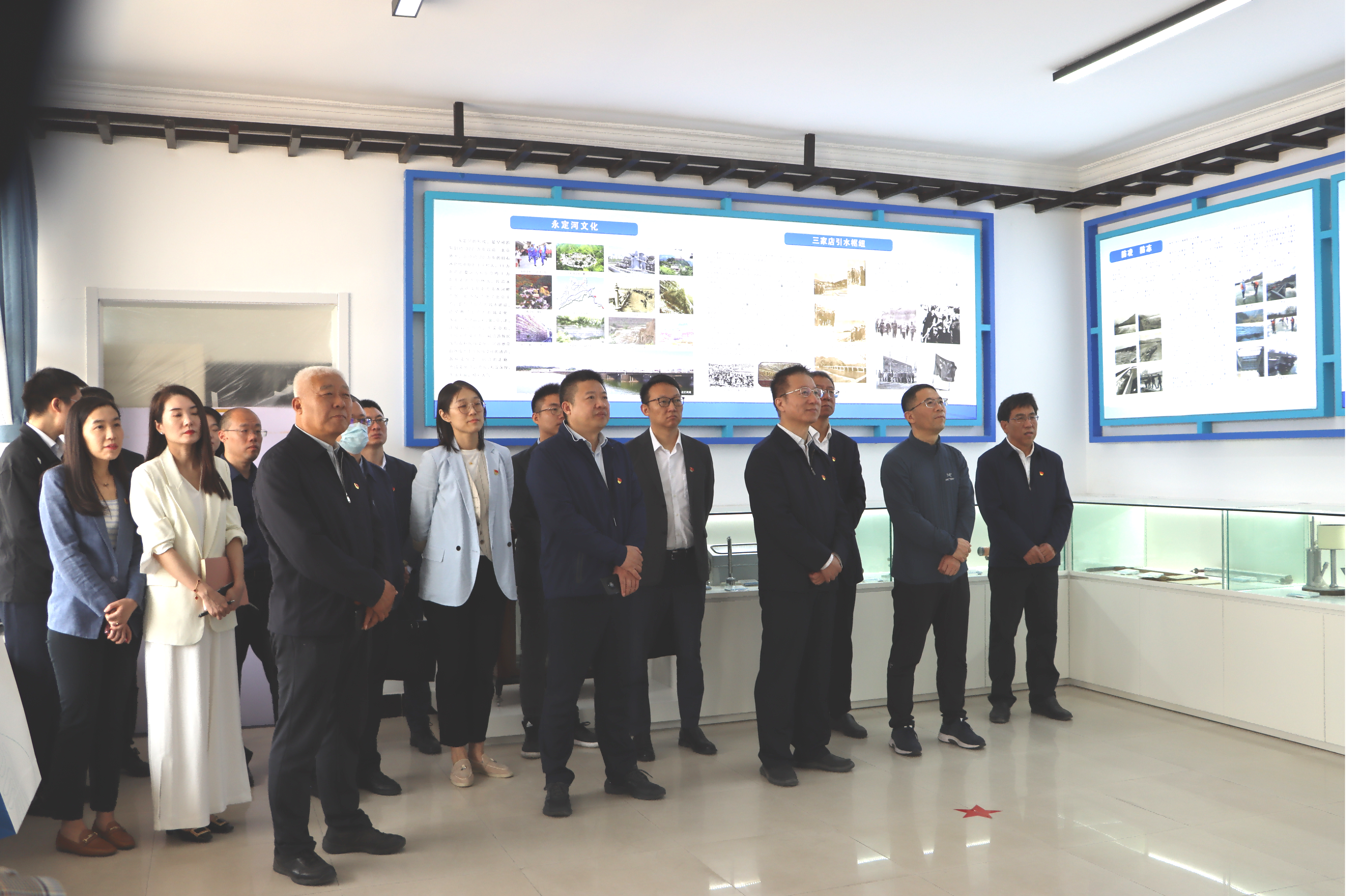 公司总部党支部与国家开发银行能源水利营业部党支部团结开展主题党日运动 公司总部党支部与国家开发银行能源水利营业部党支部团结开展主题党日运动