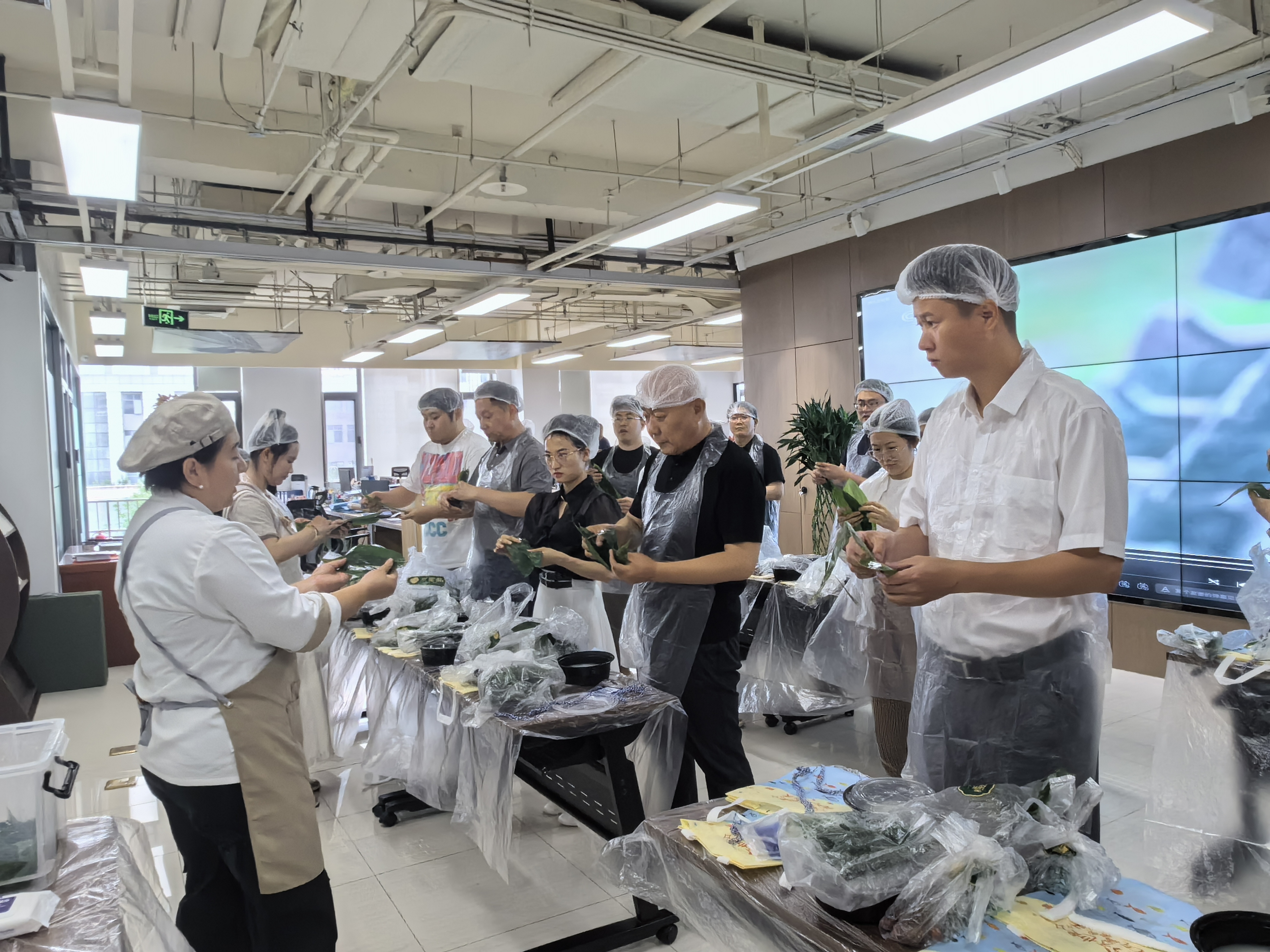 �����ֺ�������Ŀ����С���֮ζ ��֮Զ�����������˶�