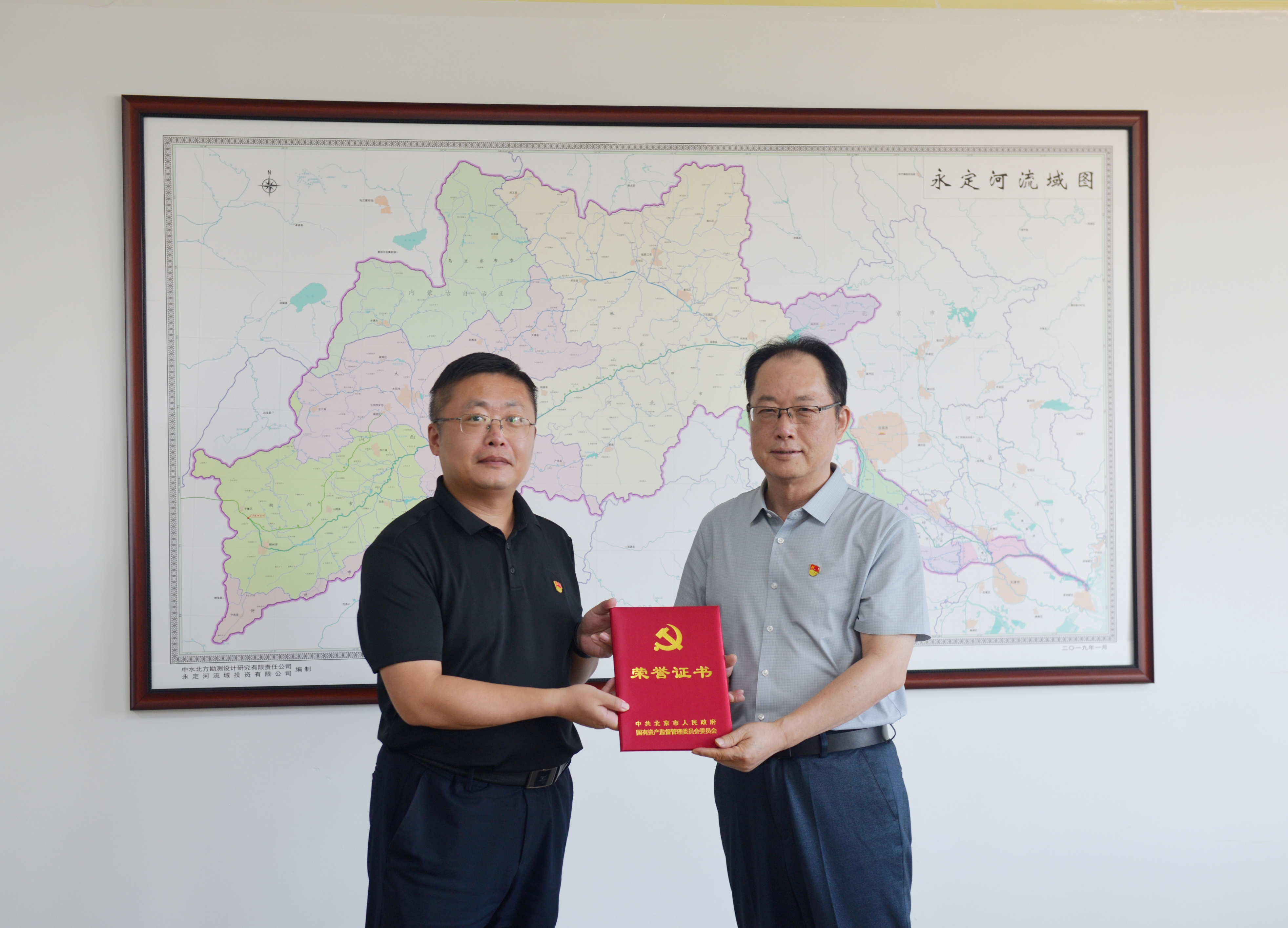 心怀火炬燃星火,,,,,桃李不言自成蹊——周怀杰获评“北京市国资委系统优异党务事情者” 心怀火炬燃星火,,,,,桃李不言自成蹊——周怀杰获评“北京市国资委系统优异党务事情者”