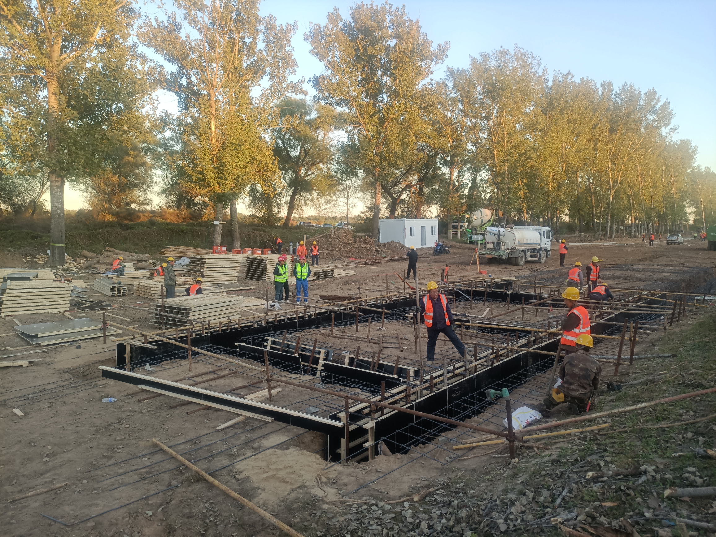 һ�ߴ���|PT��Ѷ(�й���)����¬�����ۺ����������������¿��չ������幤�̿���