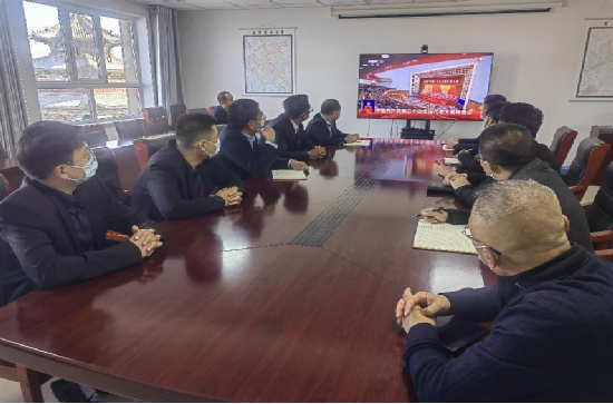 PT视讯(中国区)官网投资(浑源)生态生长有限公司组织收听收看党的二十大开幕盛况 PT视讯(中国区)官网投资(浑源)生态生长有限公司组织收听收看党的二十大开幕盛况