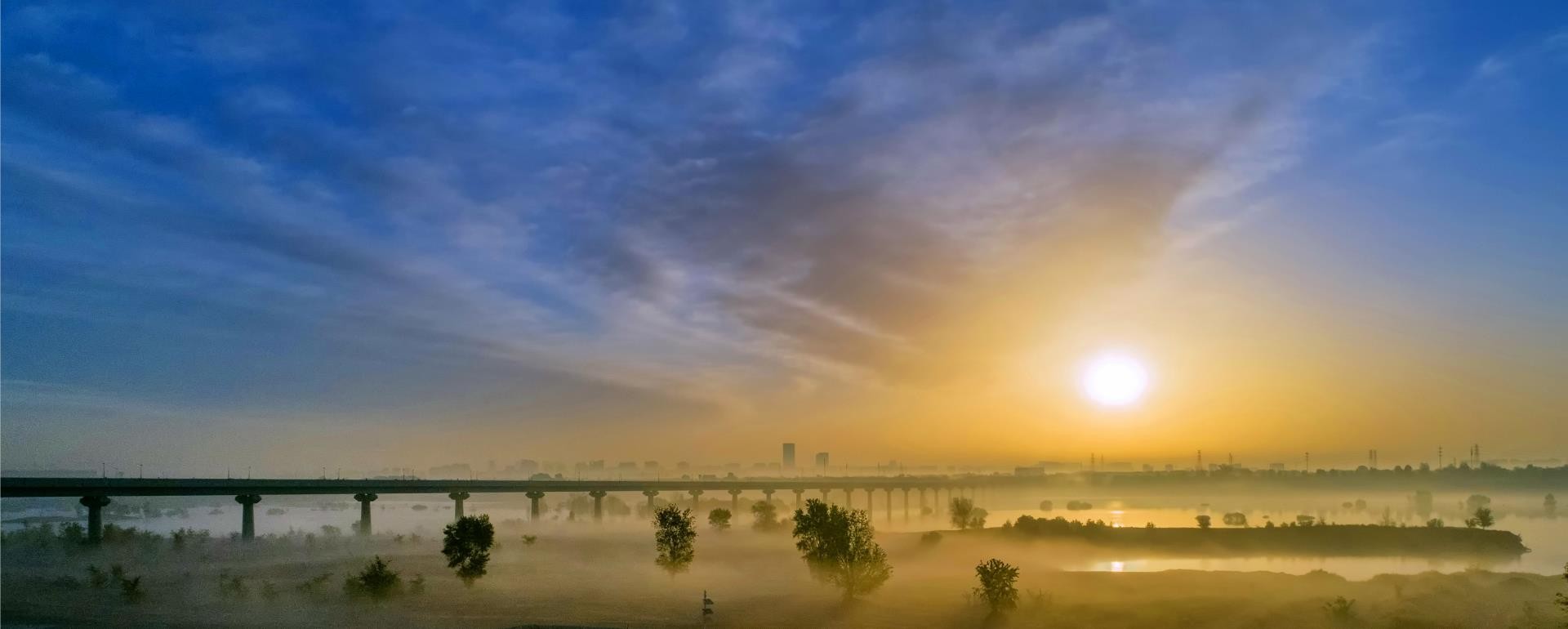 ������ˮӭ��ϼ